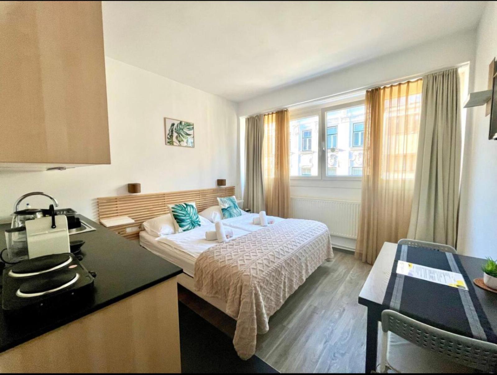 4youhomes - Cosy & In Station District Wien